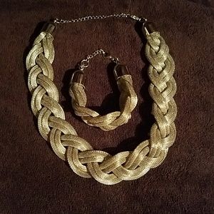 Necklace set